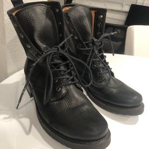 Frye Veronica combat boots size 8